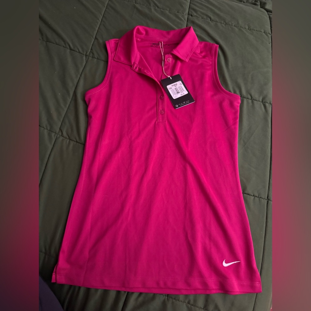 SOLD Nike golf top